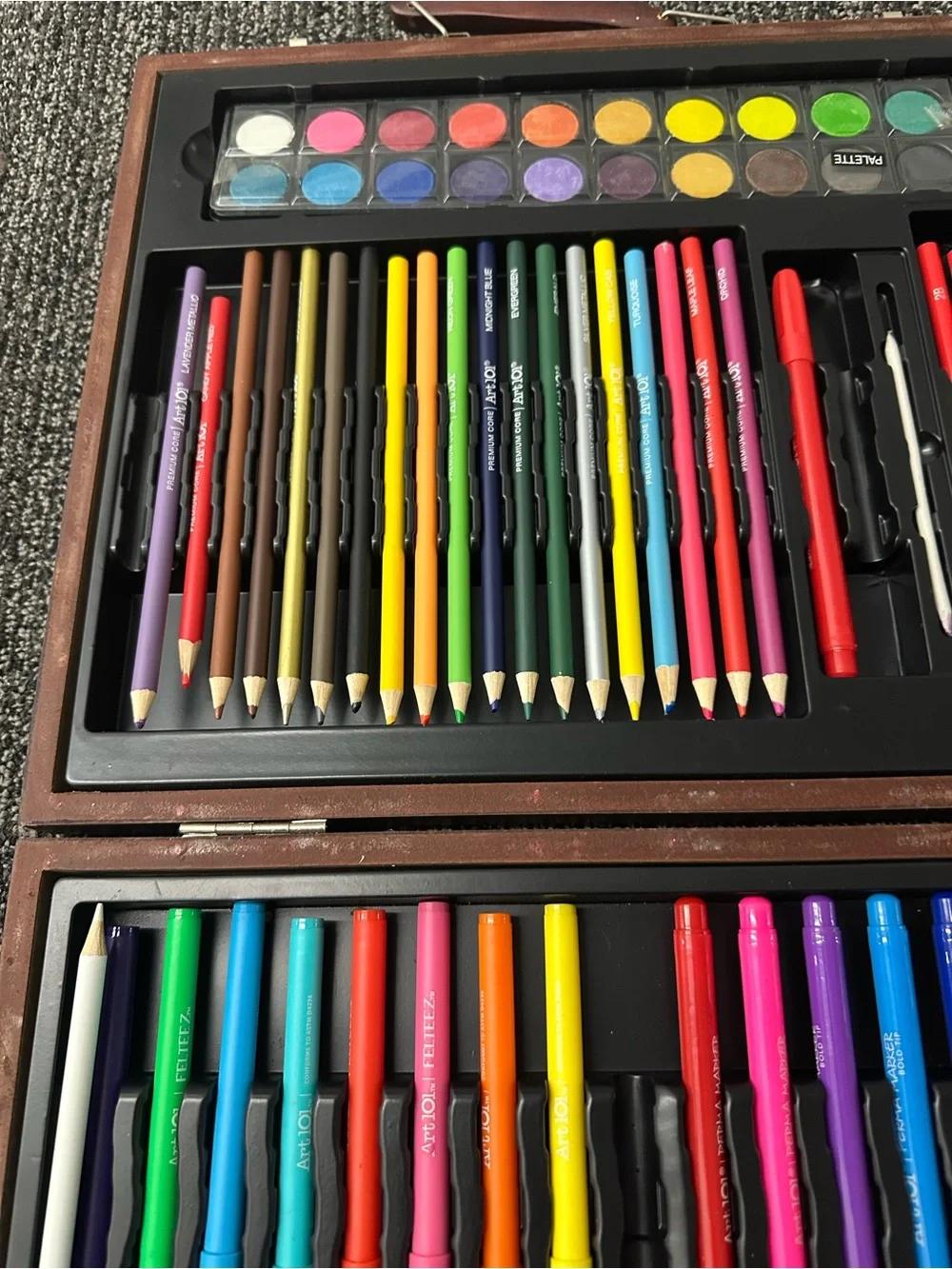 D.M. Creations Art, Portable Set, Nearly Complete Portable Art Set